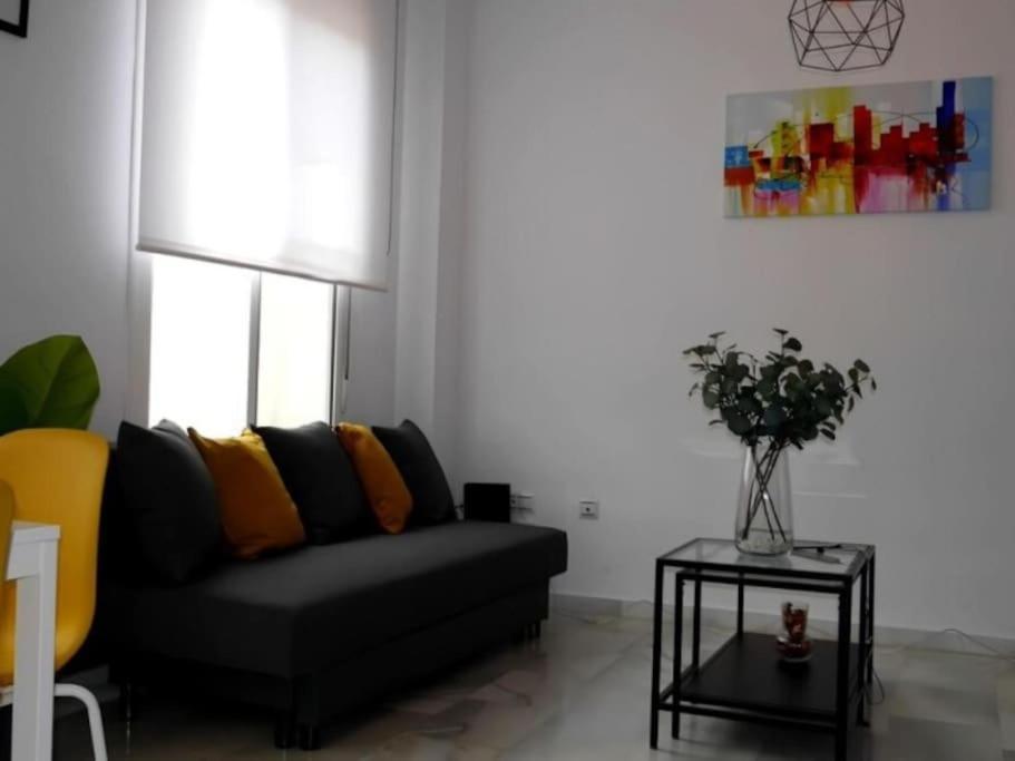 Malaga City One Bedroom Apartment By Namaste Elite Buitenkant foto